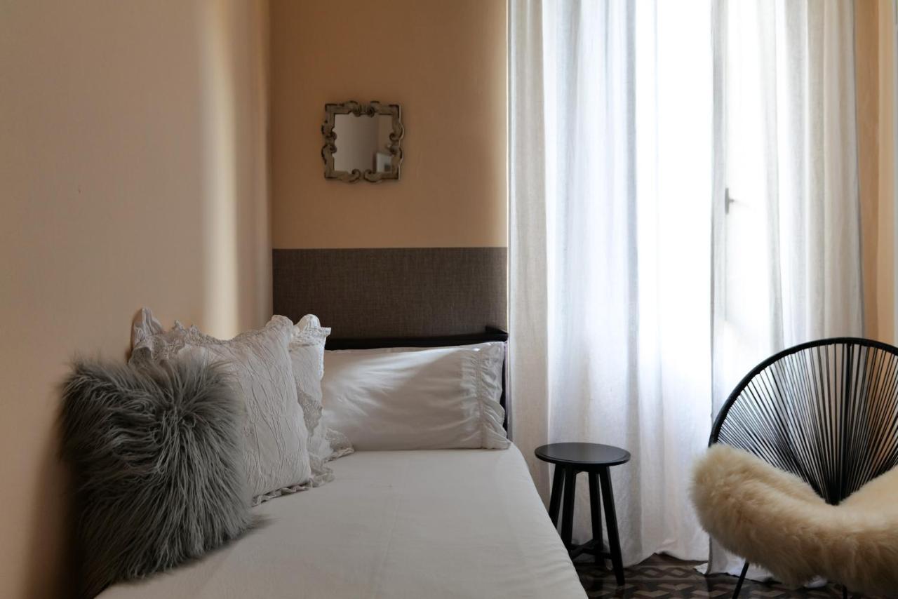 House Of Frames Bed & Breakfast Милано Екстериор снимка