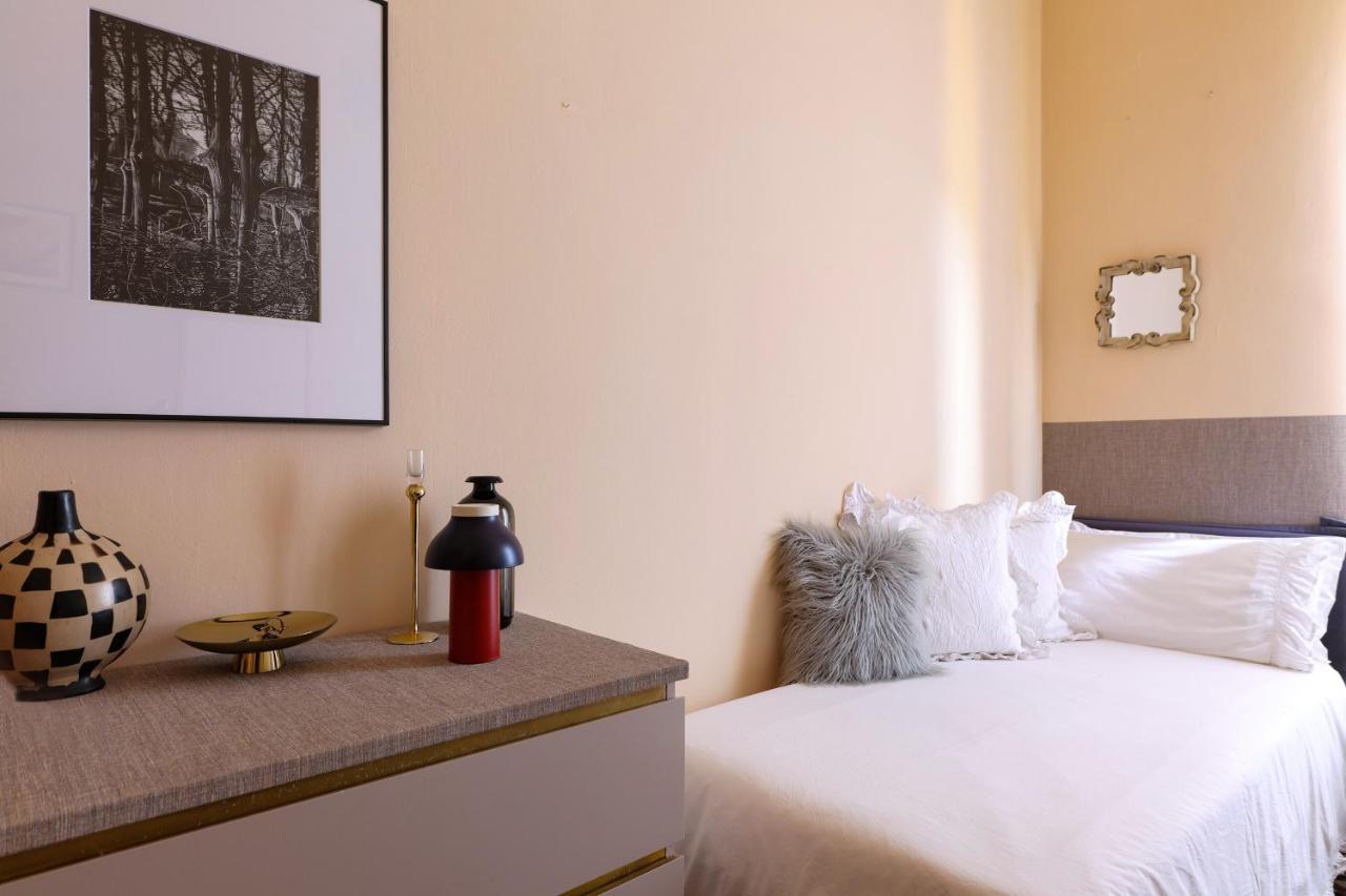 House Of Frames Bed & Breakfast Милано Екстериор снимка
